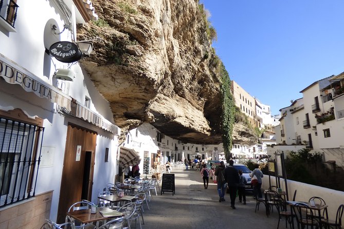 1 Day Excursion to White Villages and Ronda - The 9:00am Start, Air-Conditioned Ride, and What to Expect With a Group Up to 50
