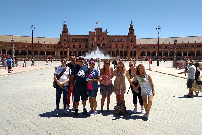 2h30 Private Walking Tour of Seville with Local Guide - City Hall, Torre del Oro, and the Bullring: A Quick Lesson in Seville’s Identity
