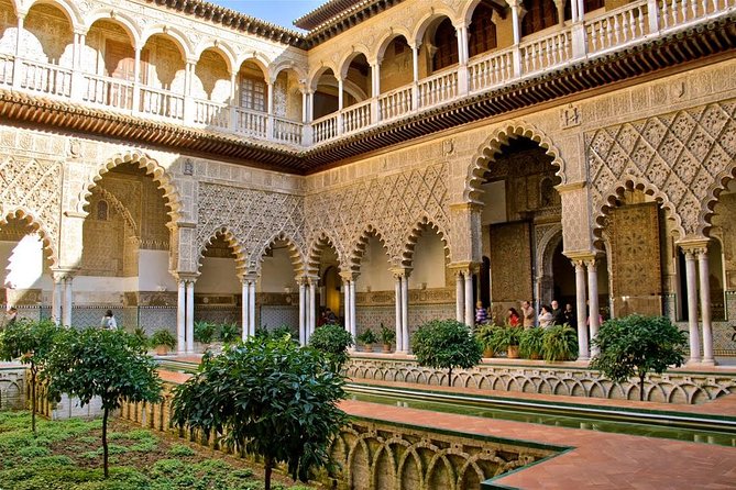 3-hour Seville Cathedral and Alcazar Skip-the-Line Combo Tour - Catedral de Sevilla: more than a church tour