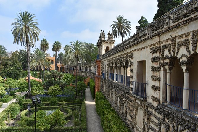 3-hour Seville Cathedral and Alcazar Skip-the-Line Combo Tour - Timing, route flow, and the 3-hour reality check