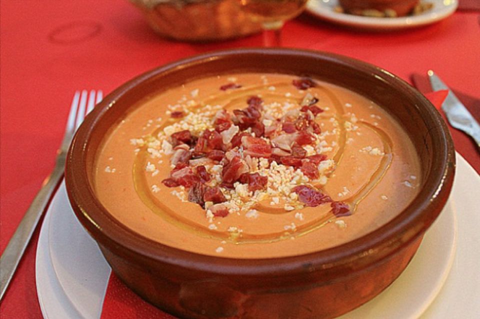 3-Hour Tapas Tour in Triana, Sevilla's Vibrant Neighborhood - From Puente de Isabel II Into Triana’s Old Center