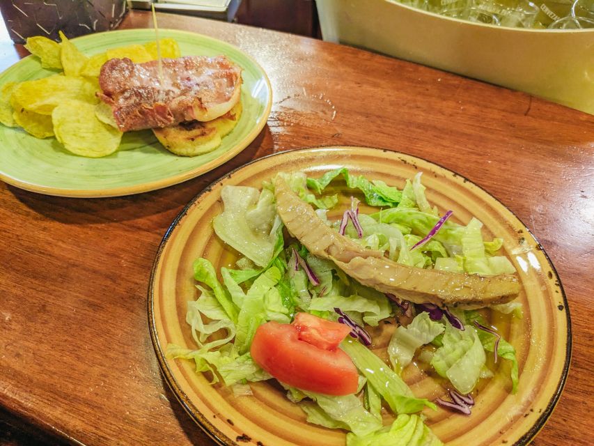 3-Hour Tapas Tour in Triana, Sevilla's Vibrant Neighborhood - Meet at Naturanda Office: Starting Points and First-Mile Tips