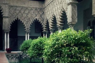 Alcazar and Cathedral of Seville Private Tour - Price: what you’re really paying for with a private guide
