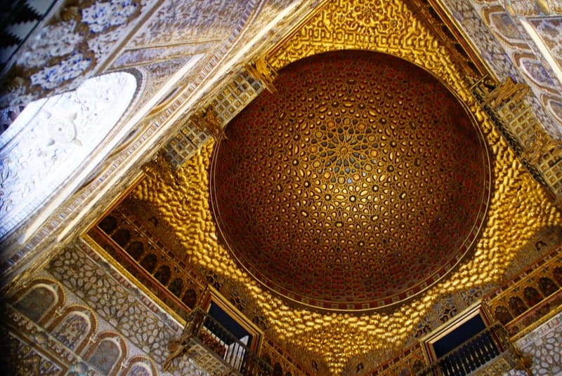Alcazar & Cathedral of Seville Exclusive Group max. 9 guests - Giralda tower: from the orange courtyard to 360-degree views