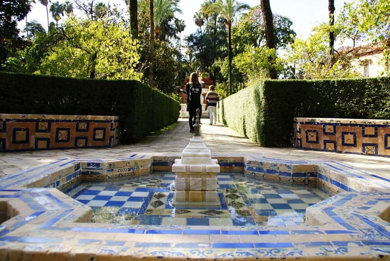 Alcazar & Cathedral of Seville Exclusive Group max. 9 guests - Value check: is $93 fair for two UNESCO sites?