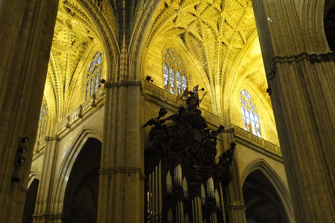 Alcazar & Cathedral of Seville Exclusive Group, max. 9 travelers - Dress Code and ID Rules: Don’t Let Paperwork Steal Your Day