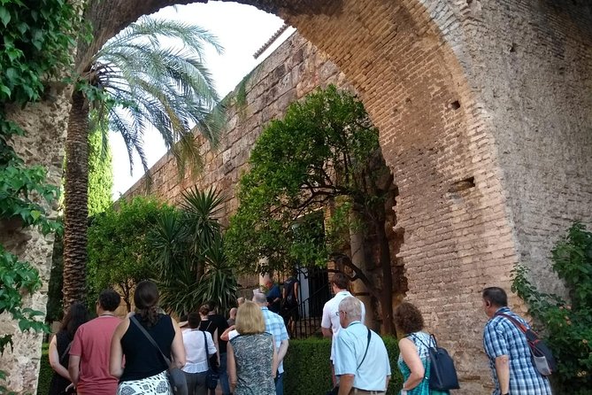 Alcazar & Cathedral of Seville Private Guided Tour - Entering the Real Alcázar: guided Mudéjar architecture and palace life