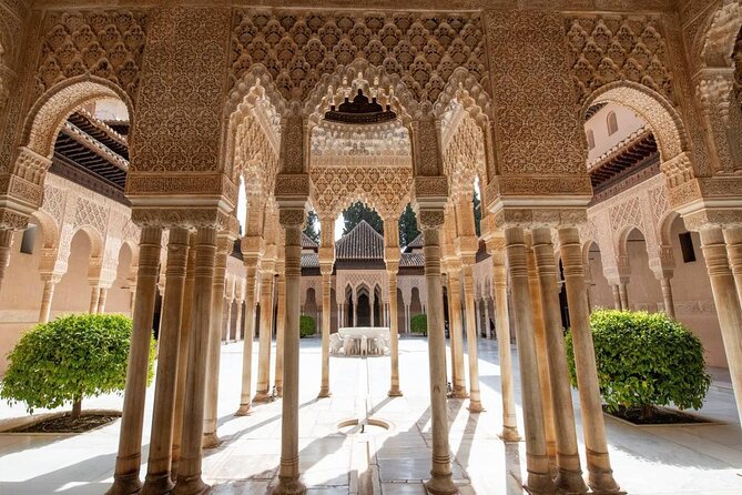 Alhambra Guided Tour & Albaicin Tour from Seville - Why this Seville-to-Granada day trip works (and who it’s for)