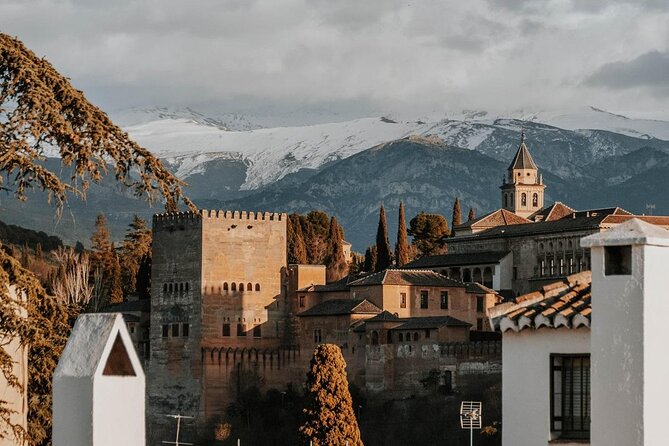 Alhambra Private Tour & Nazaries Palaces from Seville with Pickup - Key things to know before you go