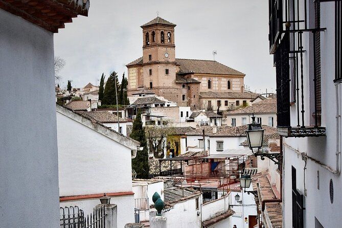 Alhambra Private Tour & Nazaries Palaces from Seville with Pickup - Price and value: what $569.61 is really paying for