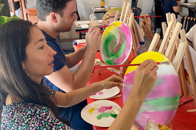 Art and Wine in Sevilla - Canvas Time: What the 3-Hour Session Feels Like With Vicky