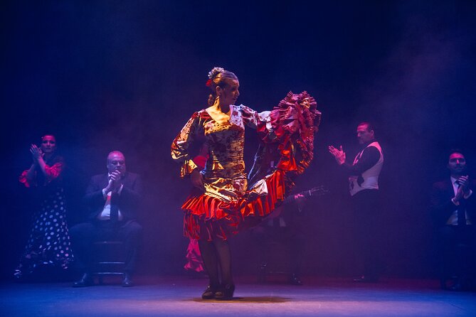 Authentic Flamenco Show at the Teatro Flamenco Sevilla - The bar experience and phone etiquette