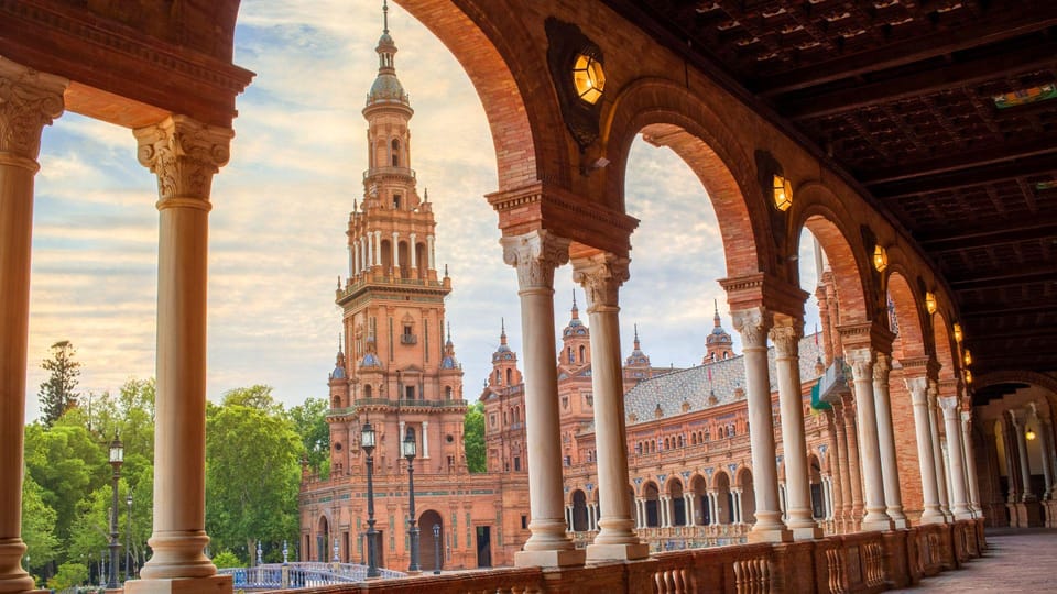 Best of Seville: Private Walking Tour with Local - Why meeting at Plaza de España sets the right mood