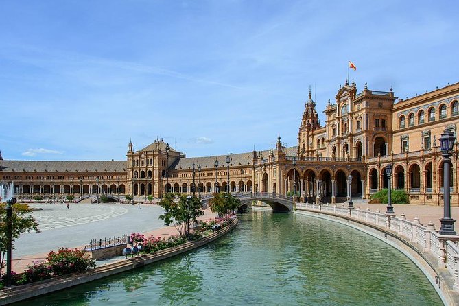 Best Private half day Tour of Sevilla with Hotel pick up - Giralda Tower planning: how the guide helps you choose