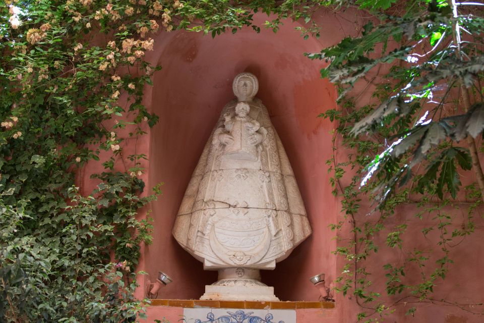 Casa de Salinas Entry Ticket with Audio Guide - Key highlights you’ll care about