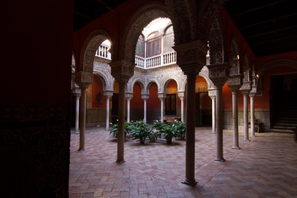 Casa de Salinas Entry Ticket with Audio Guide - Who should book Casa de Salinas