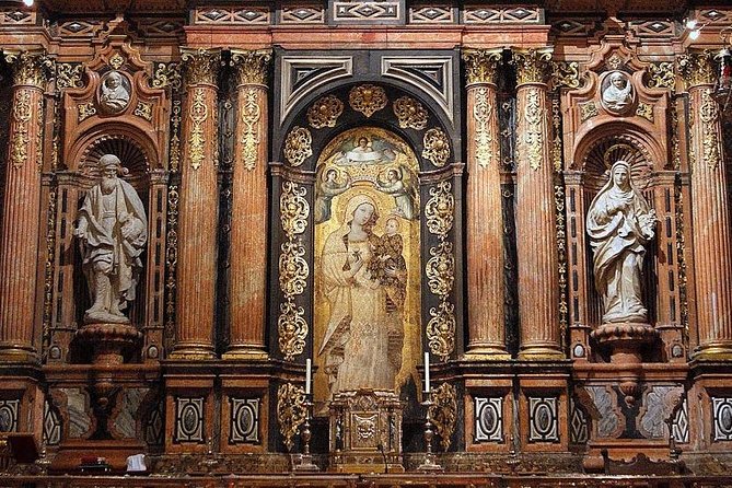 Cathedral & Giralda of Seville Exclusive Group, max. 9 travelers - Should You Book This Exclusive Group Tour?