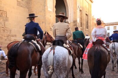 Cordoba Private Daytrip from Sevilla by Train - La Judería for a guided hour: streets where the past feels close