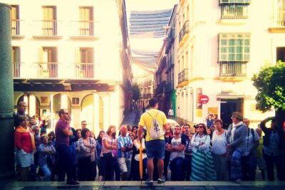 Cultural Walking Tour of Seville Monumental - The busy cathedral-area square moments: context before you commit