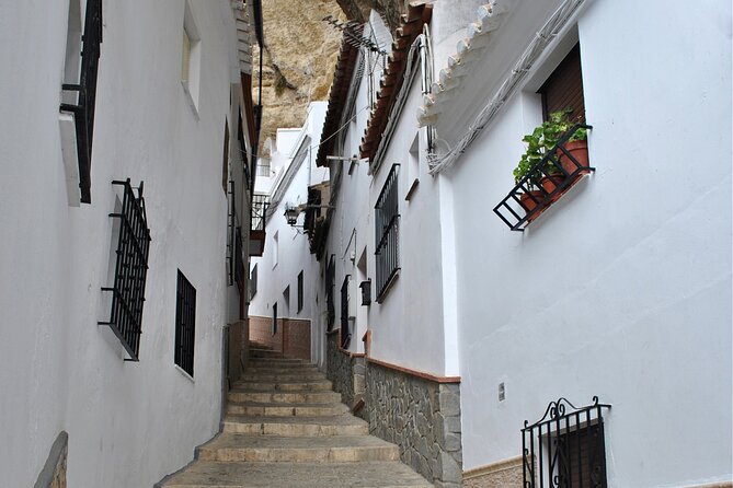 Day trip to Zahara, Setenil and Ronda from Seville - Price and value: what $102.84 buys you in the real world