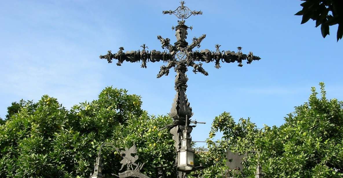 Enchanted Seville Walking Tour - Patio de Banderas to the small squares that set the mood