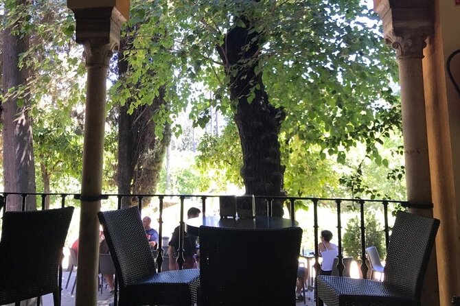 Exclusive Alcazar with breakfast or afternoon coffee in gardens - Stop 1 in the Gardens: The Sevillian Breakfast (or Coffee Break) Setup