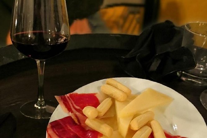 Flamenco and Tapastour with a flamenco artist - The Tapas Part: Three Bars, Local Dishes, Real Explanations