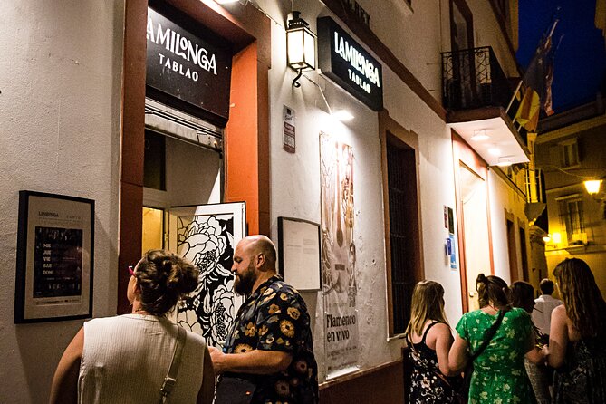 Flamenco Show in Seville - La milonga tablao - Seats, Drinks, and the Con Tapa Option for Better Views