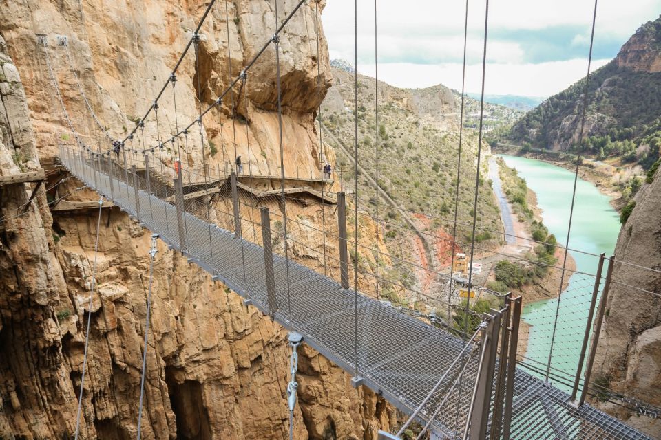 From Seville: Caminito del Rey Guided Day Trip - What to pack and wear: small things that keep the day enjoyable