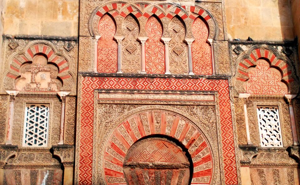 From Seville: Full-Day Essential Córdoba Tour - Mesquita–Catedral: the landmark that needs a guide