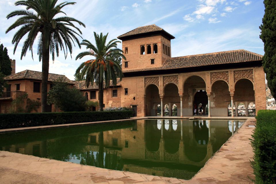 From Seville: Private Granada Day-Trip with Alhambra Visit - Getting back to Seville on time (and why breaks matter)