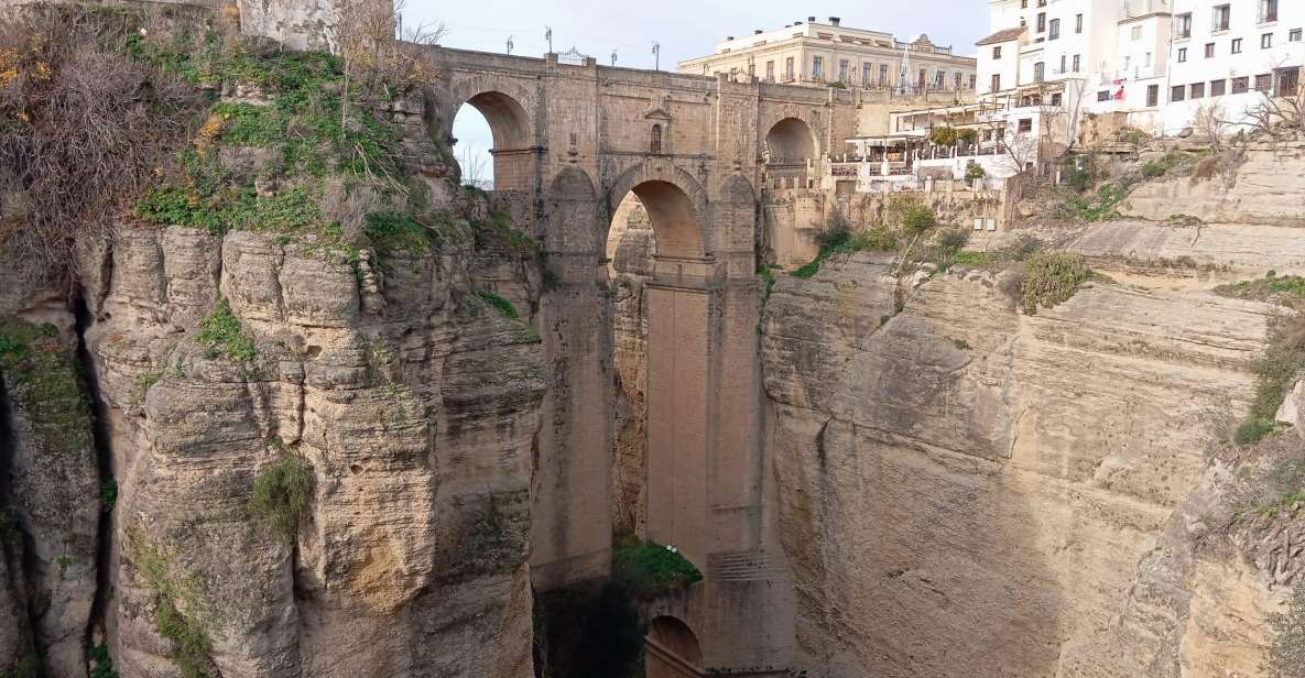 From Seville: Ronda+Setenil de las Bodegas Day Trip - Setenil de las Bodegas: walking the white streets under the cliffs