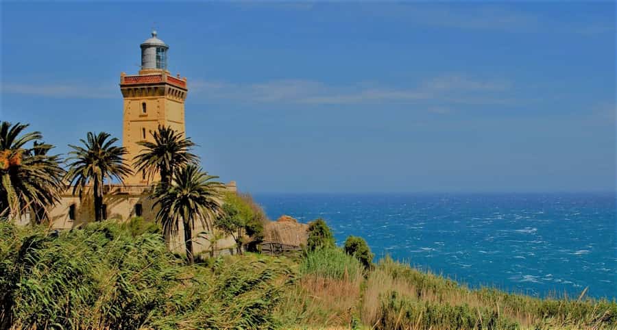 From Seville: Tangier Day Trip with Local Guide and Lunch - The Strait of Gibraltar by Ferry: Views, Queues, and Sea Conditions