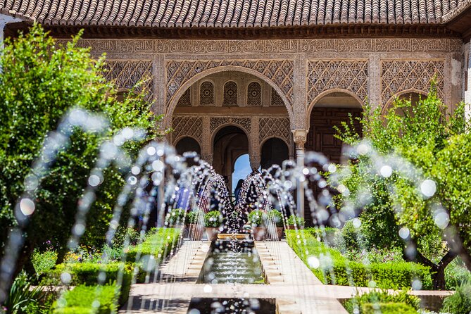 Full-Day Alhambra from Seville: Small Group & SkipLine Experience - Charles V and the Medina: where Granada shifts from Islamic to Renaissance
