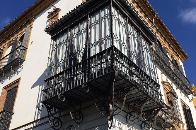 Full Day Private Tour in Seville - Real Fábrica de Tabacos: Tobacco, Opera, and a University Headquarters