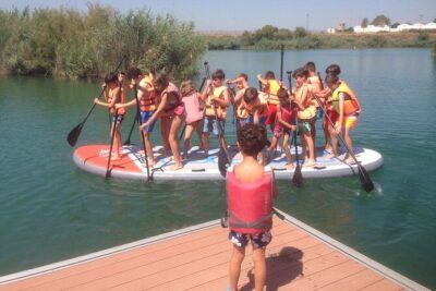 Gigant paddle surf in Seville - The instructor-led session: learning to paddle as a team