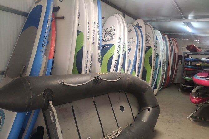 Gigant paddle surf in Seville - Triana dock break: soft drink, leg reset, and a calmer moment