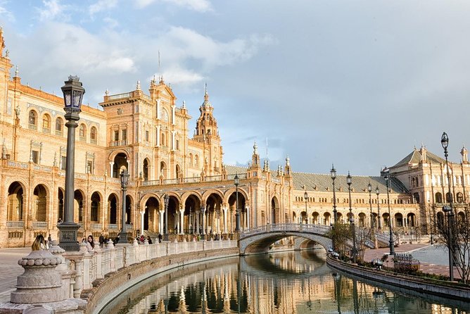 Granada Private Transfer to Seville with a Visit to Ronda - Granada to Seville, with Ronda as the main event
