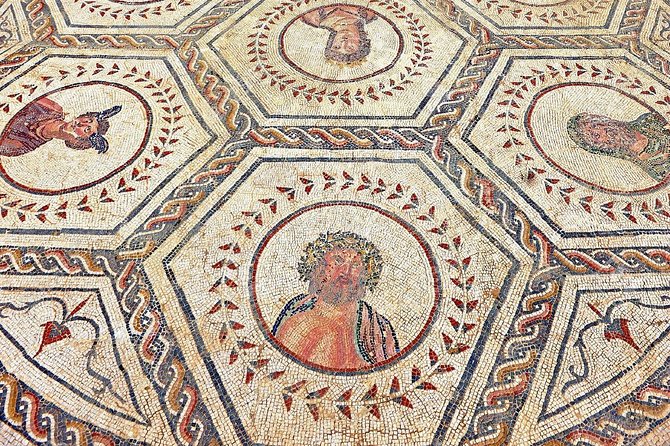 Historical Italica: Half-Day Guided Tour from Seville - Guide factor: the difference between old stones and a story