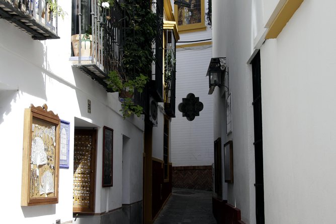Jewish Heritage Tour - What to Expect During the 2 Hours (Without the Guesswork)