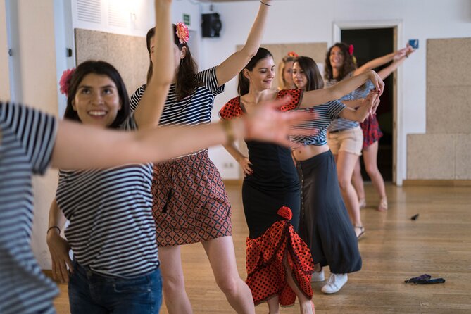 Learn Flamenco in 90 minutes - Gift flower - What to wear and how to prepare (without overthinking it)