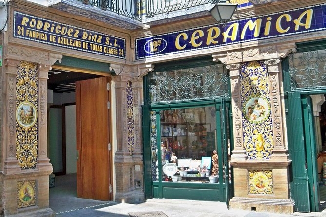 Legends of Triana Walking Tour in Spanish - The Old Navigators University and Monipodios House