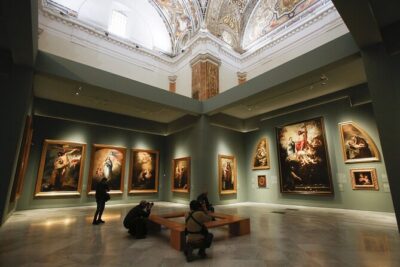 Museo de Bellas Artes Seville: Guided Visit - Inside the Museo de Bellas Artes: what the guide experience feels like