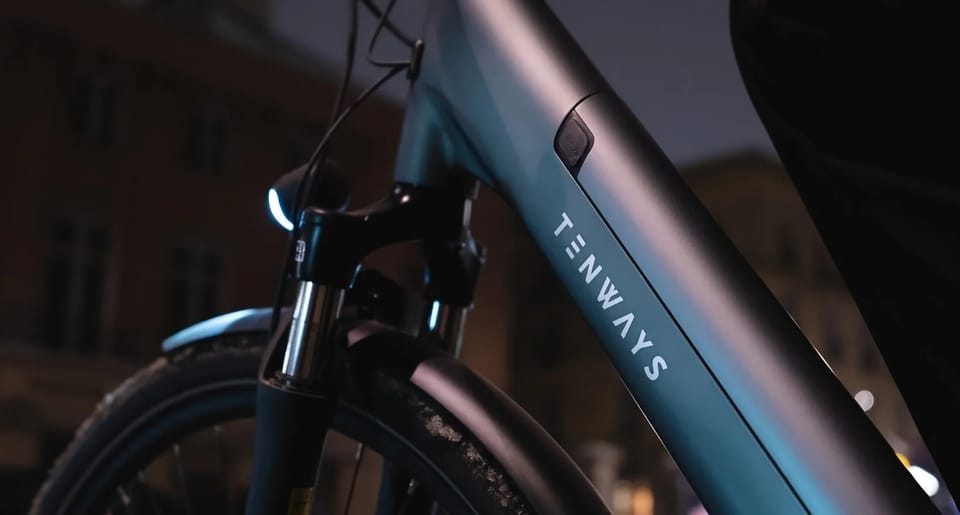 NOSIESTA | Guided E-Bike Tour Sevilla | ENGLISH (NATIVE) - Alcázar of Seville: where the tour sells you on a return trip