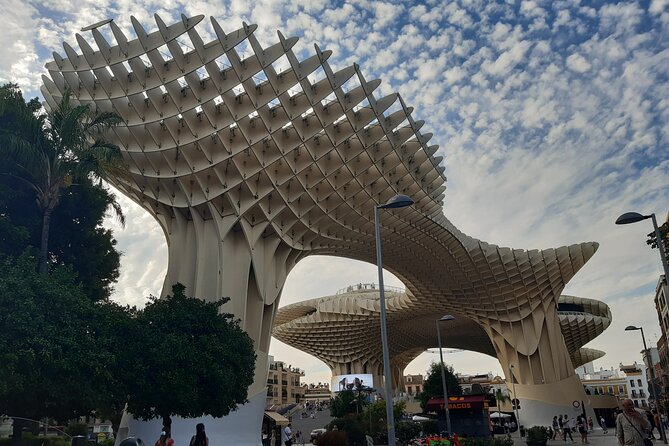 Private 2-Hour City Tour of Seville - Entering Seville With a Guide Who Explains Why It Matters