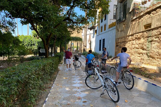 Private Bike Tour Seville - Meeting at Mercado del Arenal: Easy Start, Smooth Finish