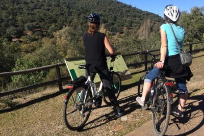 Private Ebike full day excursion to Sierra Norte Natural Park - Getting started: bike fitting, then a minivan up into the park