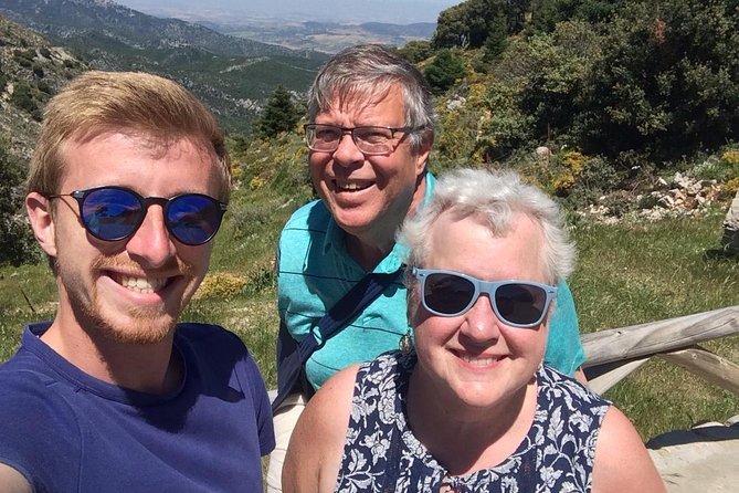 Private Guided Day Trip to the White Villages and Ronda from Seville - Zahara de la Sierra: the hilltop start with included entry