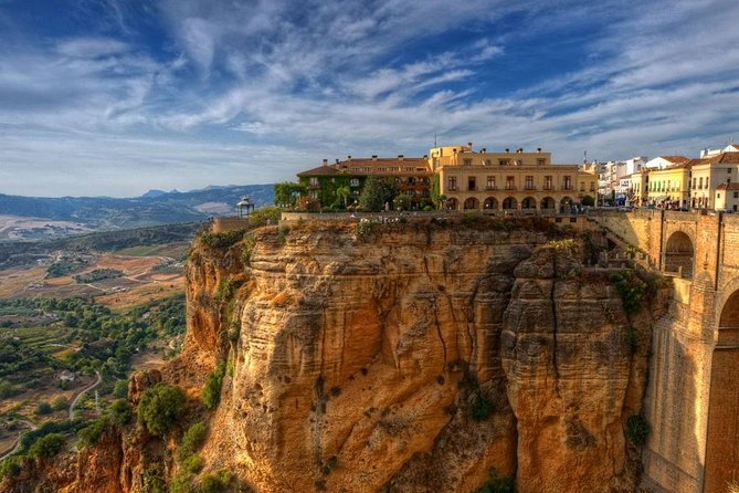 Private Guided Day Trip to the White Villages and Ronda from Seville - Ronda’s historic center and Puente Nuevo views