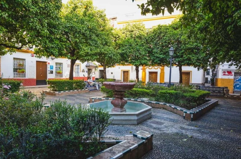 Private Guided Tour of Complete Seville and Jewish Quarter - Triana finale: finish with a neighbourhood visit, not a rush